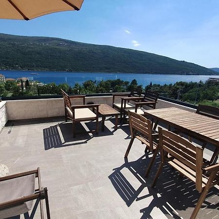 Porto Vista Penthouse Kumbor Apartment Exterior foto