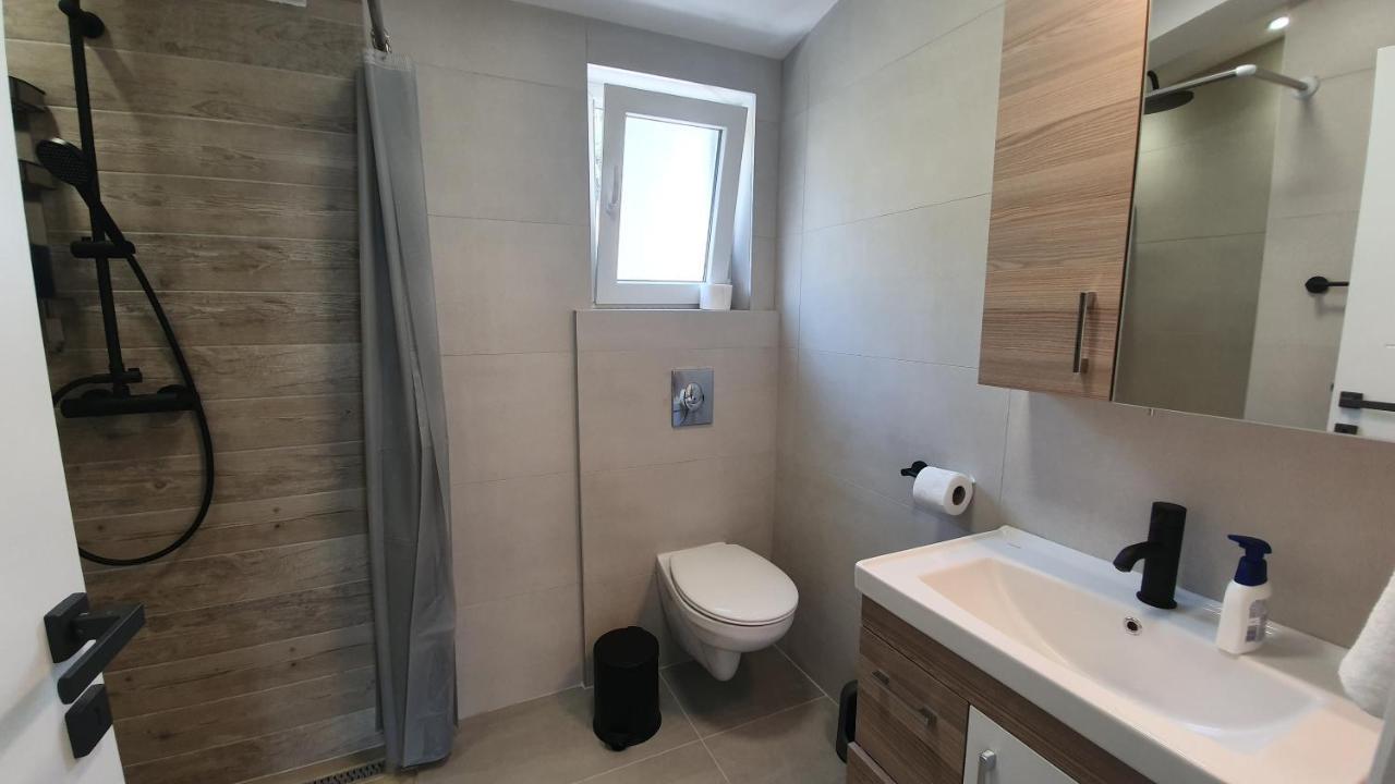 Porto Vista Penthouse Kumbor Apartment Exterior foto